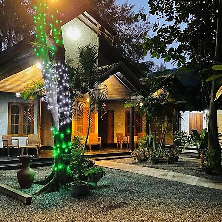 New Roy Guest House Калкуда Экстерьер фото