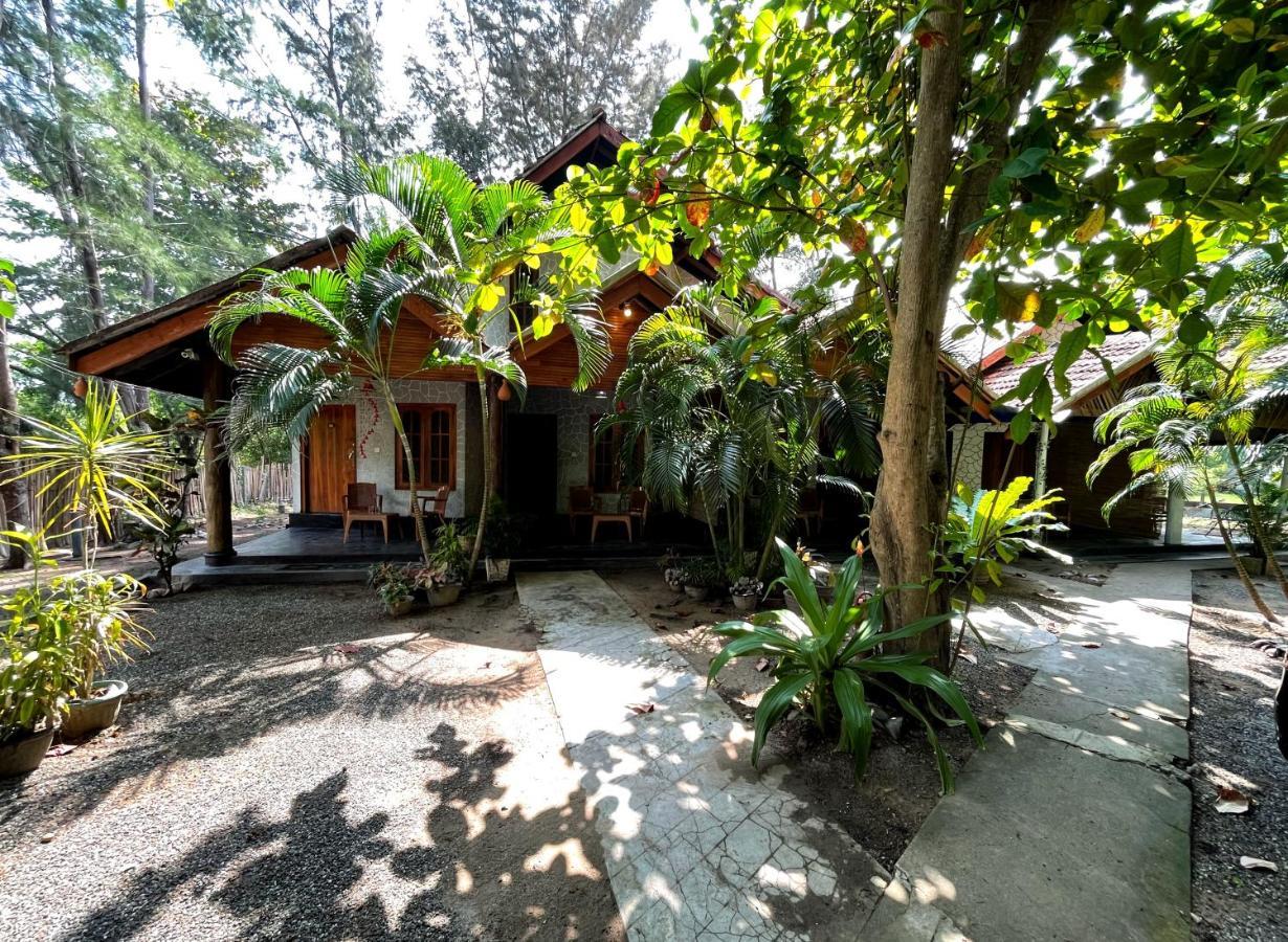New Roy Guest House Калкуда Экстерьер фото