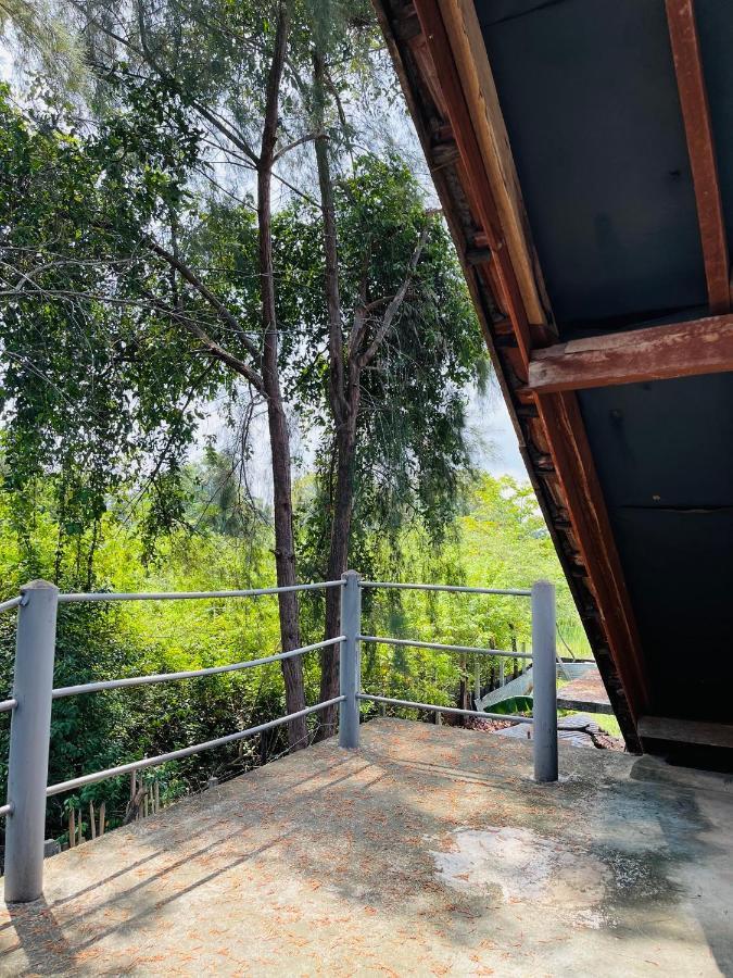 New Roy Guest House Калкуда Экстерьер фото